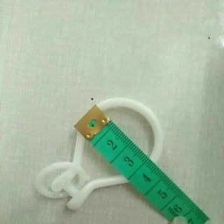 Móc nhựa treo ri đô