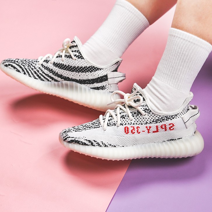 Giày Thể Thao Adidas Yeezy Boost 350v2 Màu Trắng Cp9654