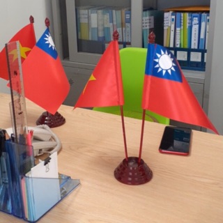 Cờ để bàn Việt Nam đài loan