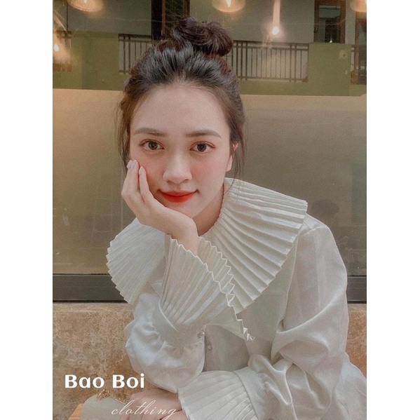 Áo sơmi cổ xếp ly