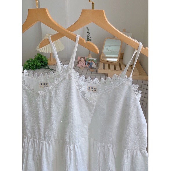 VÁY REN TRẮNG 2 DÂY CÓ VIỀN REN DƯỚI CHÂN VÁY