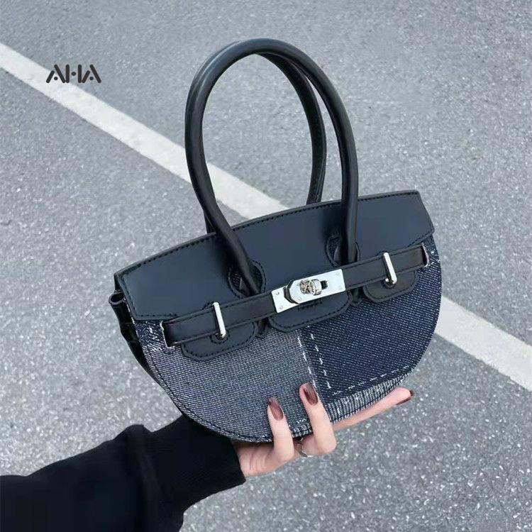 Túi xách denim AHA official nửa hình bán nguyệt có khóa thời trang cá tính dễ phối đồ cho nữ