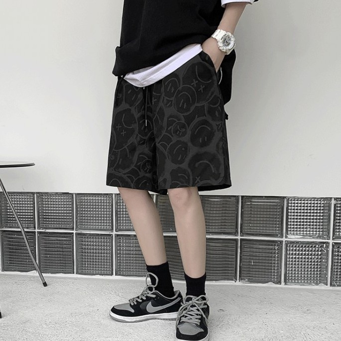 Quần short nam ống rộng in hình mặt cười phong cách hip hop cá tính thời trang
