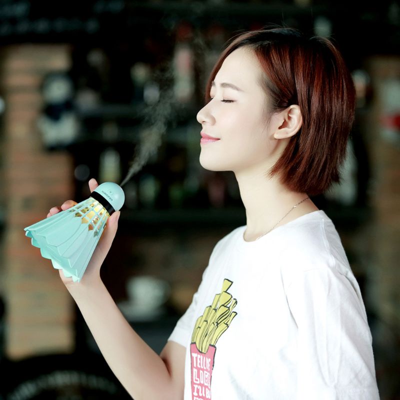 Máy Phun Sương Tạo Ẩm Hình Quả Cầu Lông Sáng Tạo