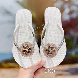 Havaianas kèm charm tròn