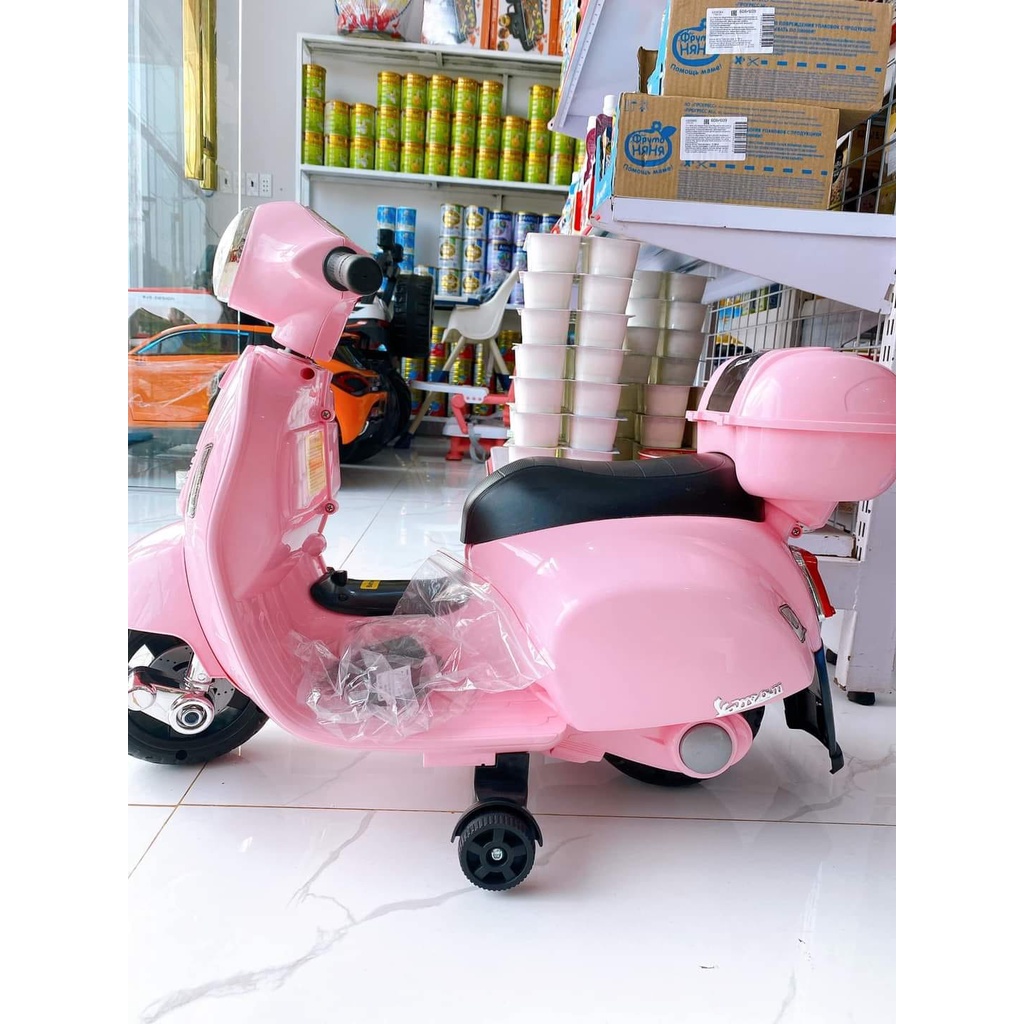 Xe máy điện dáng Vespa cho bé