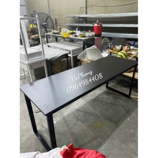 Bàn làm việc full đen dài 1m8
