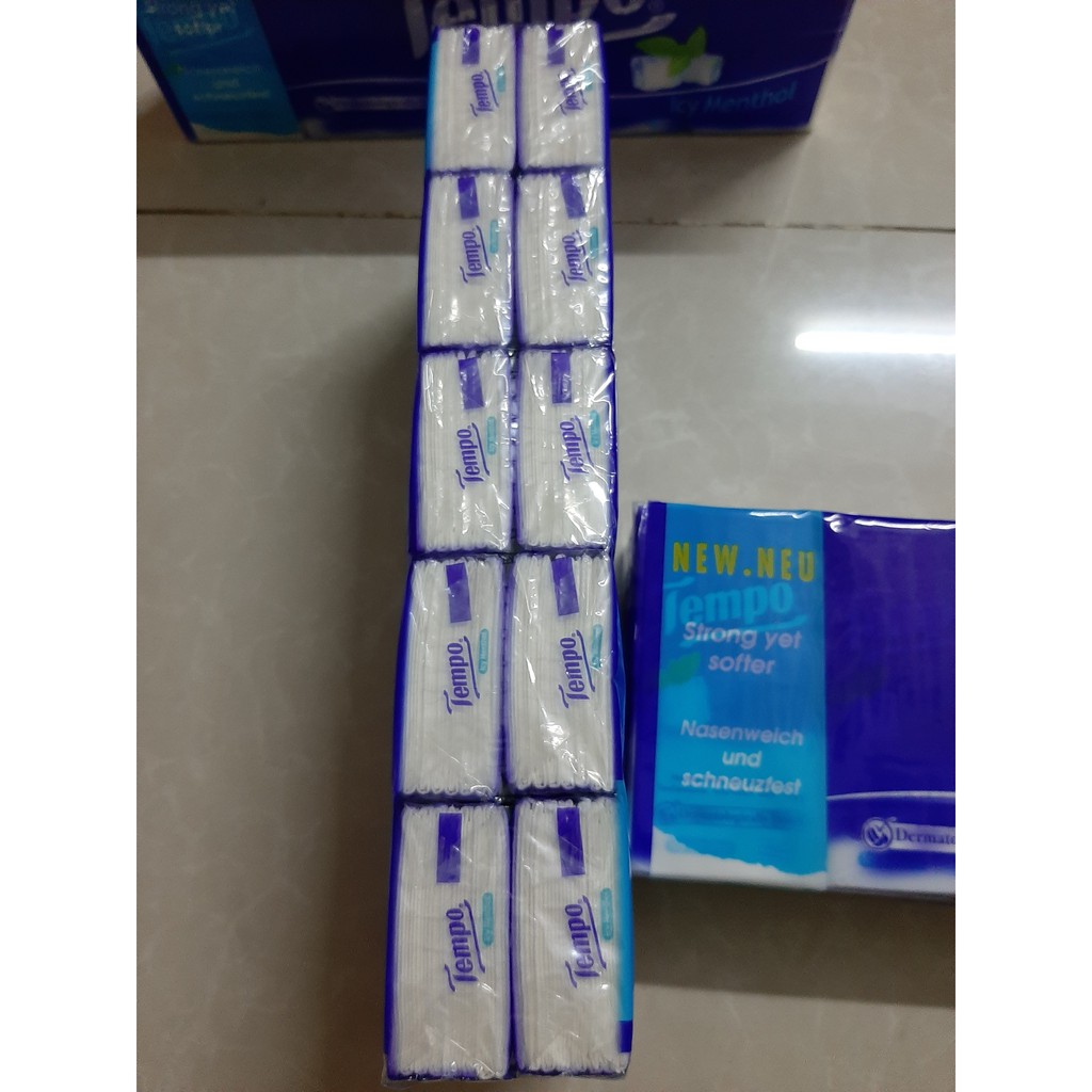 Khăn Giấy bỏ túi Tempo Icy Menthol 1 cây 10 gói