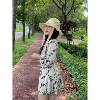 Đầm ngắn dáng xòe a.w.o tay phồng chất lụa mango