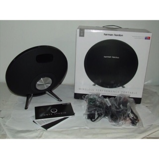 Loa Harman kardon onyx 1
