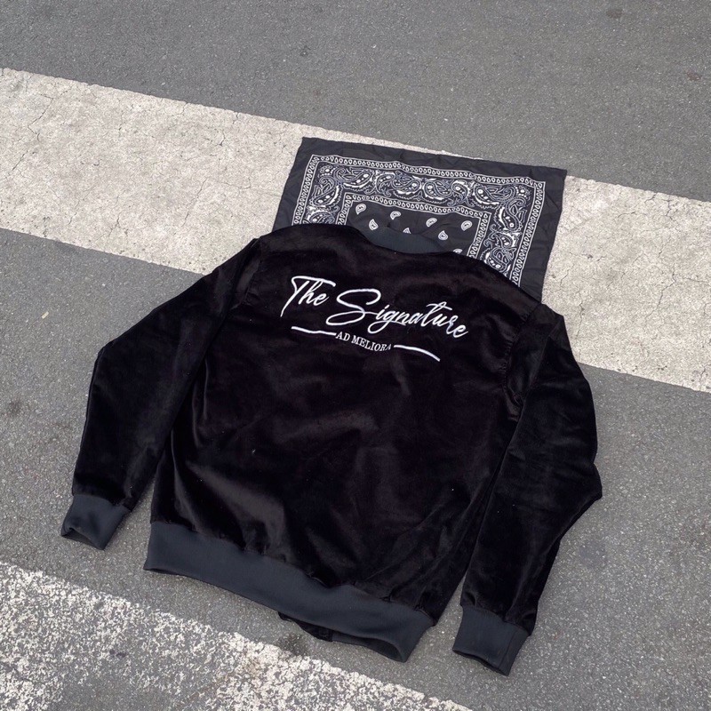 The Signature Jacket | BigBuy360 - bigbuy360.vn