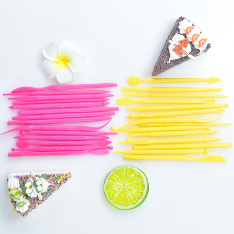 Bộ 14 dụng cụ trang trí bánh