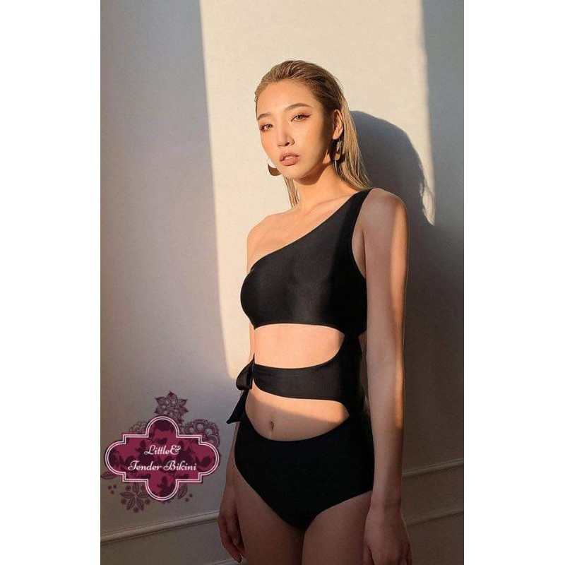 Bikini đen cột eo sexy