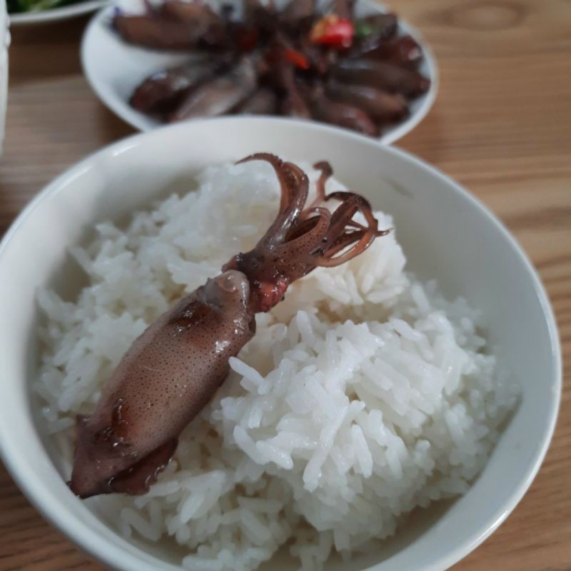 Mực sữa hấp tại ghe ngọt ngon, không teo hao 500g