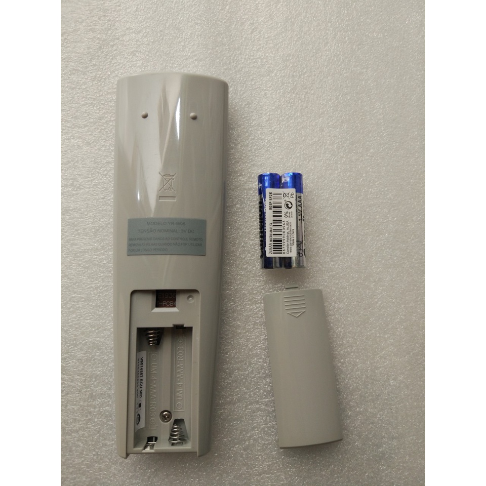 Điều Khiển Máy Lạnh Electrolux Dài Nút Hồng ( Hàng Xịn Xò )