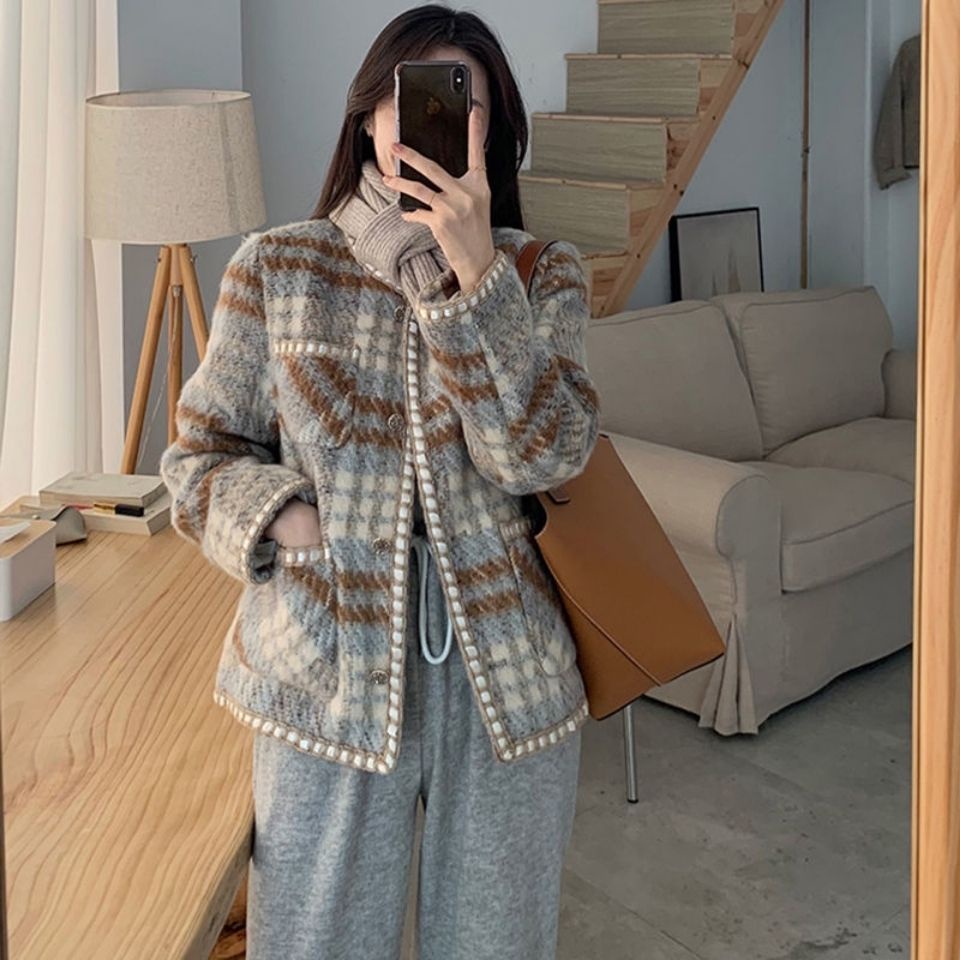 2021 autumn and winter short French fried street tweed small fragrant style coat early autumn heavy industry Korean style chic blouse female Chunqiu