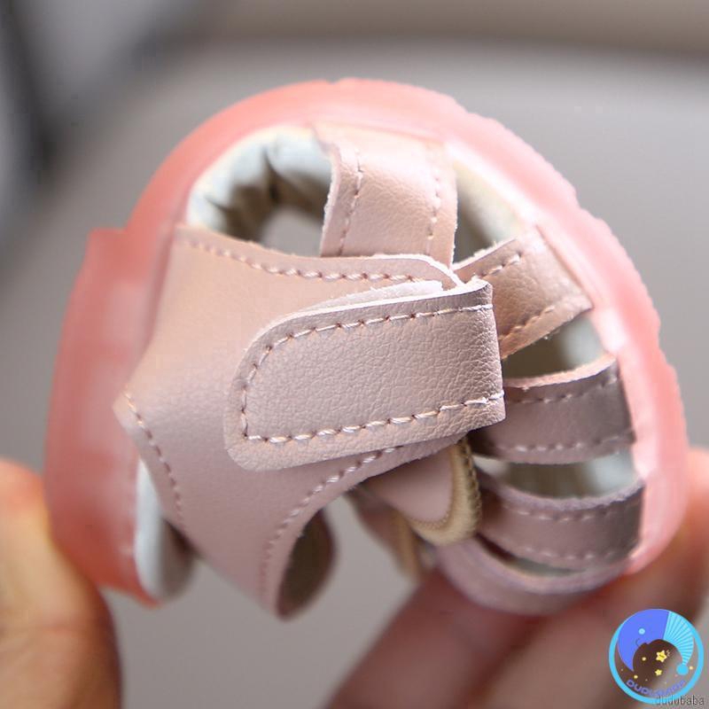 Giày Sandal Đính Hoa Xinh Xắn Đế Chống Trượt Cho Bé Gái