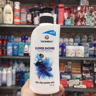 Sữa tắm dưỡng ẩm Hương Hoa Thorakao 500ml