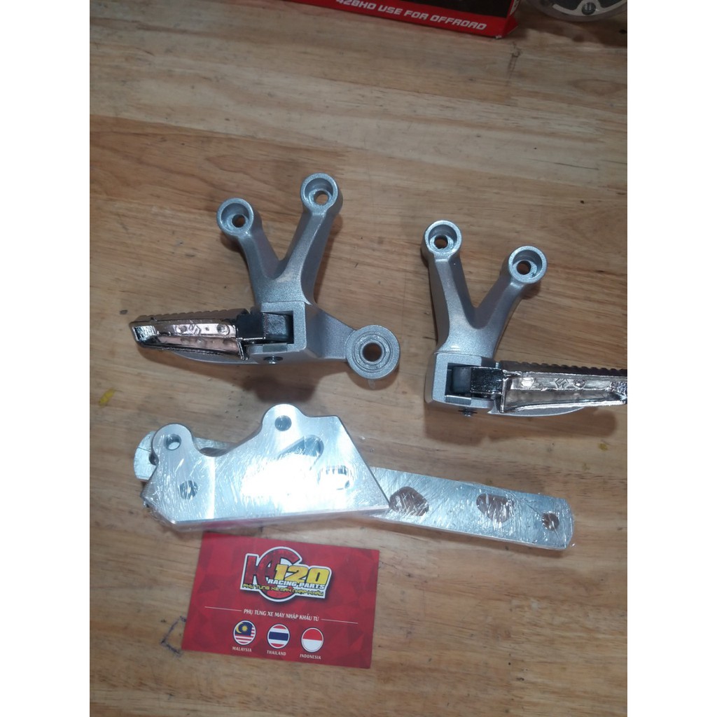 GÁC CHÂN KIỂU RAIDER-CHO XE EX135-EX150-BẠC-ĐEN-GĂN NHƯ ZIN