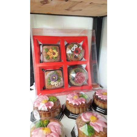 set 10 hộp mica và túi giấy( không kèm hộp con, dây nơ)