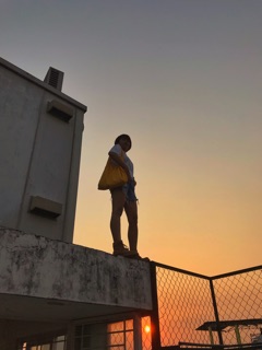 Túi tote trơn basic dạng bầu Attitude