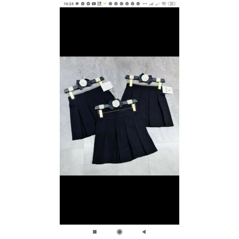 Chân váy xòe kèm quần chất Umi Hàn | BigBuy360 - bigbuy360.vn