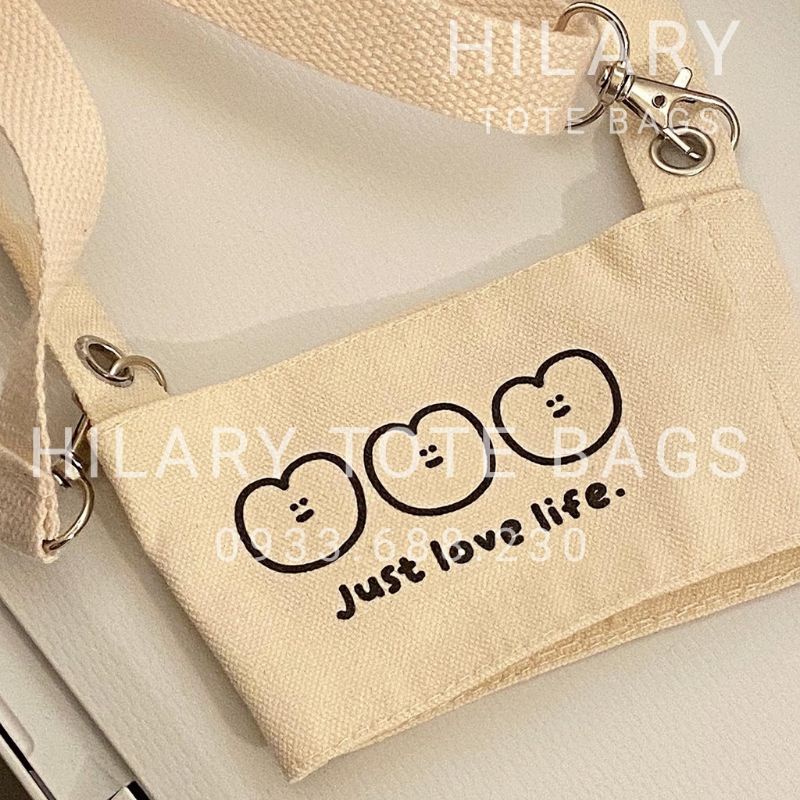 Túi Vải Đựng Ly Trà Sữa Chữ Rainy Đeo Chéo Khoá Rời Dây Đai