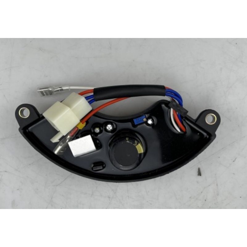 Bộ điều chỉnh điện áp (AVR) máy phát điện 4-6kw một pha