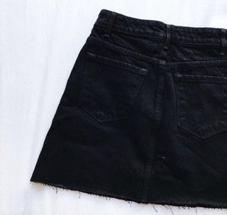 Váy jeans đen Asos