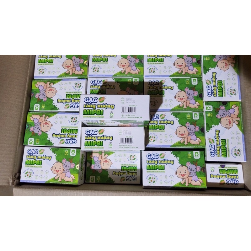 Hộp 30 gói gạc răng miệng Mipbi cho trẻ từ sơ sinh
