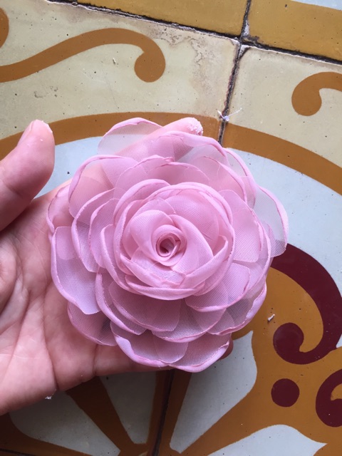 Hoa cài áo handmade cao cấp kèm trâm ngọc