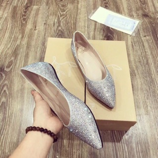Bệt lbt nạm đá bạc
