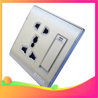 Mặt 1 ổ cắm 2 chấu-1 ổ cắm 3 chấu-1 công tắc 1 chiều titan ta3.0b
