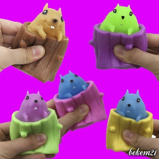 Đồ chơi giải nén sóc nâu trốn trong gốc cây cốc, chuột ú òa trong gốc cây bất ngờ vui nhộn hot tiktok