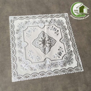 Tấm khăn che phủ nóc tủ lạnh 50cm x 50cm -màu trắng- khăn phủ ghế đôn bằng nhựa không thấm nước- giao hoa văn ngẫu nhiên
