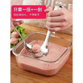 Thìa làm mọc và thịt viên thần thánh