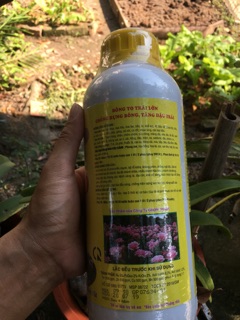 Phân bón lá Acid Humic 322 (1lit)