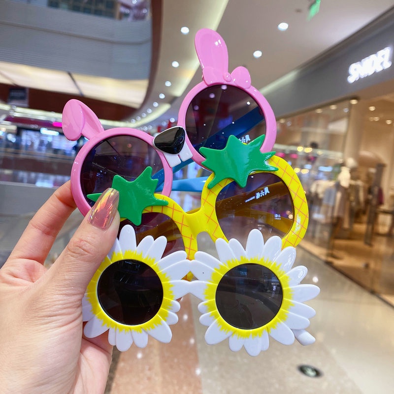 Kính Mát Chống Tia UV Kiểu Dáng Dễ Thương Dành Cho Bé