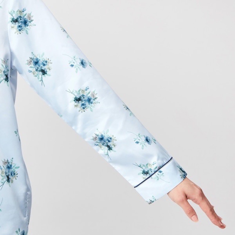 Bộ quần áo dài pyjama nữ in hình hoa nhí dễ thương của GU - Nhật Bản