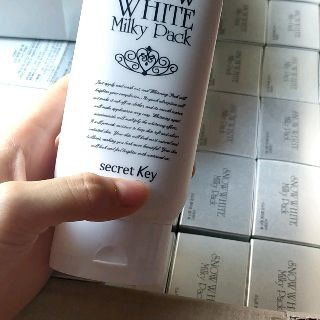 [Xách Tay - Full Box] Dưỡng Trắng Mặt, Toàn Thân Snow White Milky Pack Giúp Da Luôn Trắng Sáng Mềm Mại, Chống Lão Hóa