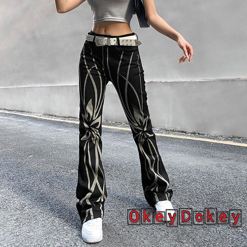 Quần jeans cắt thấp màu sắc graffiti có túi cho nữ