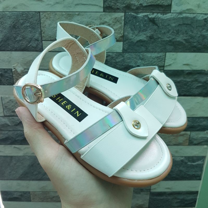 SANDAL BÉ GÁI XUẤT DƯsize 25