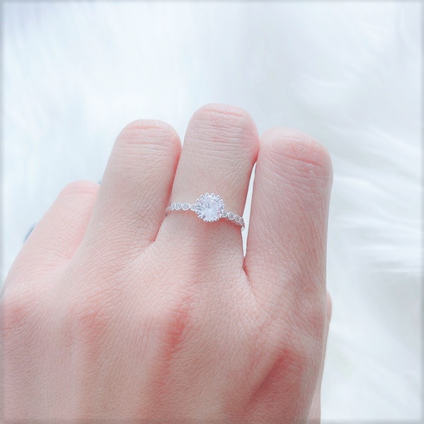 Nhẫn nữ bạc ta đính đá hình hoa mặt trời lấp lánh rất xinh - Trang sức bạc Evasilver