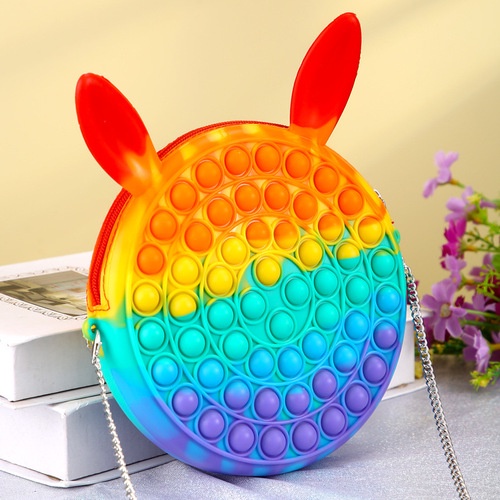 Túi xách đeo chéo vai hình chuột Mickey gắn đồ chơi bóp bong bóng làm quà cho trẻ em