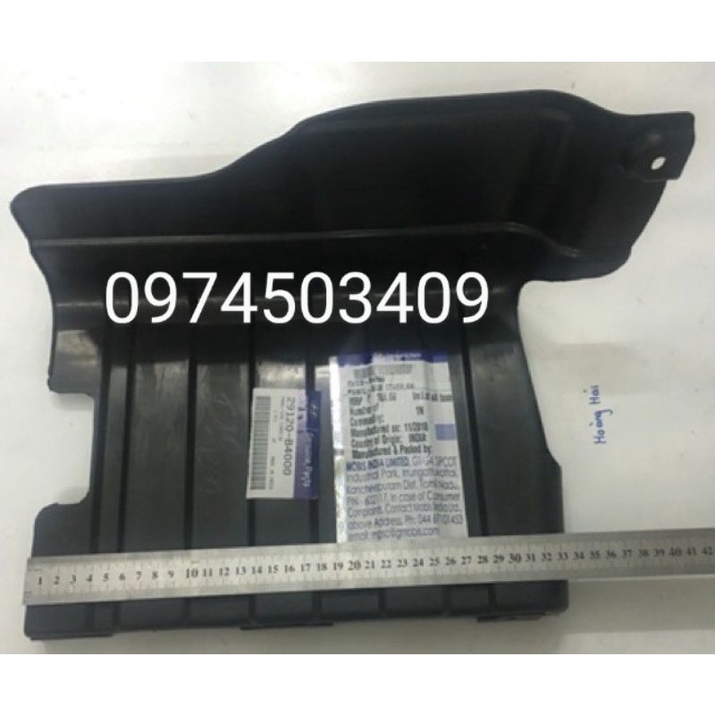Chắn bùn gầm máy trái, phải Huyndai Grand i10
