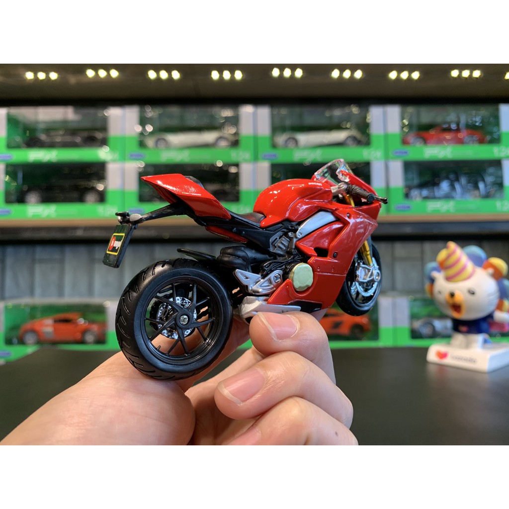 Xe mô hình Ducati Panigale V4 Maisto tỉ lệ 1:18  màu đỏ