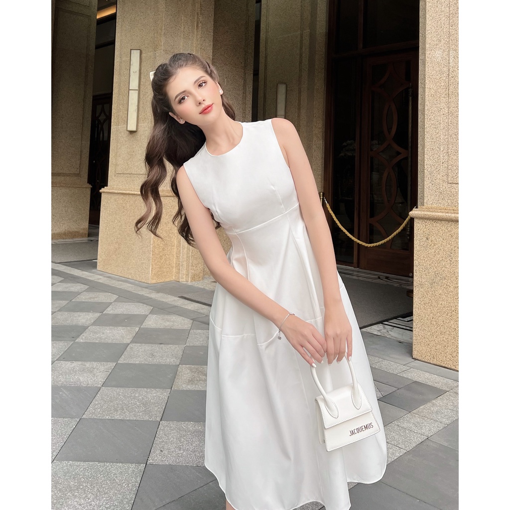𝐉𝐔𝐋𝐈𝐄 | Đầm thiết kế ROSABELLA màu trắng form dài xòe kiểu sát nách thanh lịch sang trọng