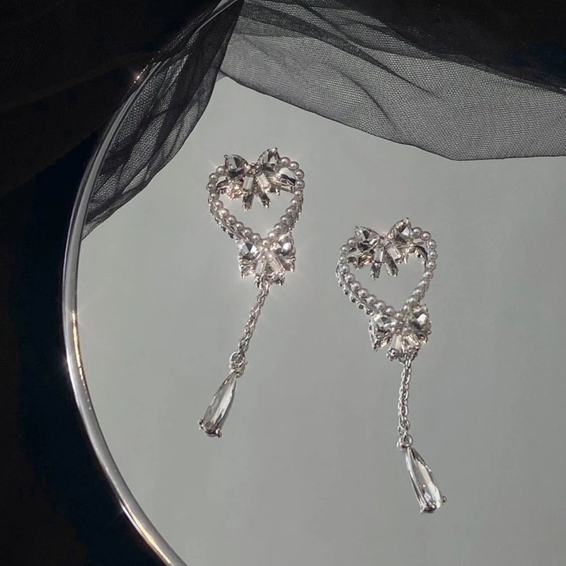 Khuyên Tai Tua Rua Hình Trái Tim/Nơ Đính Đá Zircon Ngọc Trai Tinh Tế Thời Trang Hàn Quốc