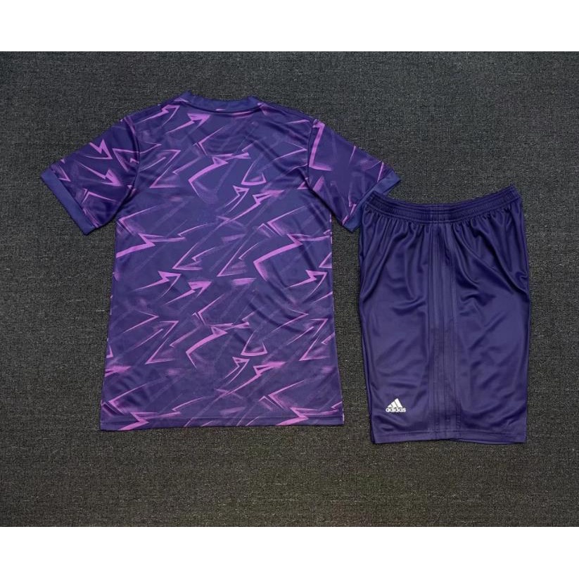 Áo Thun Đá Banh Màu Tím Số 2022/23 New Real Madrid