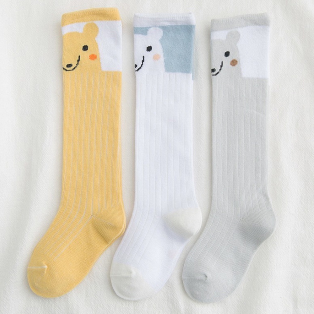 Set 3 Đôi Vớ Cotton Thoáng Khí Họa Tiết Dễ Thương Cho Bé